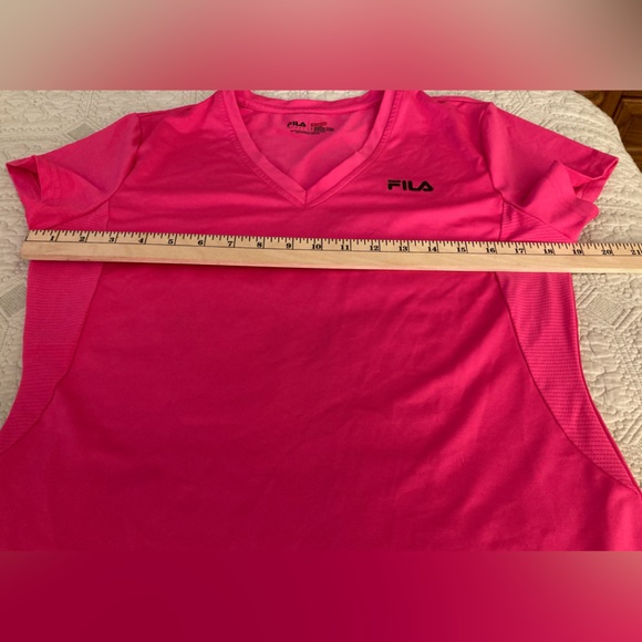 FILA Women’s V Neck Mesh Sides Size Large - Picture 4 of 7